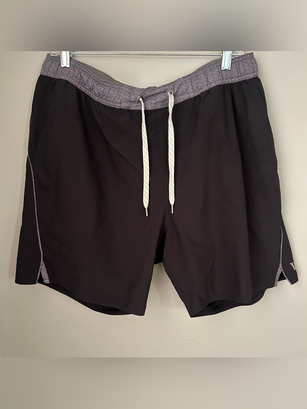 Vuori Swim Shorts Sz XL